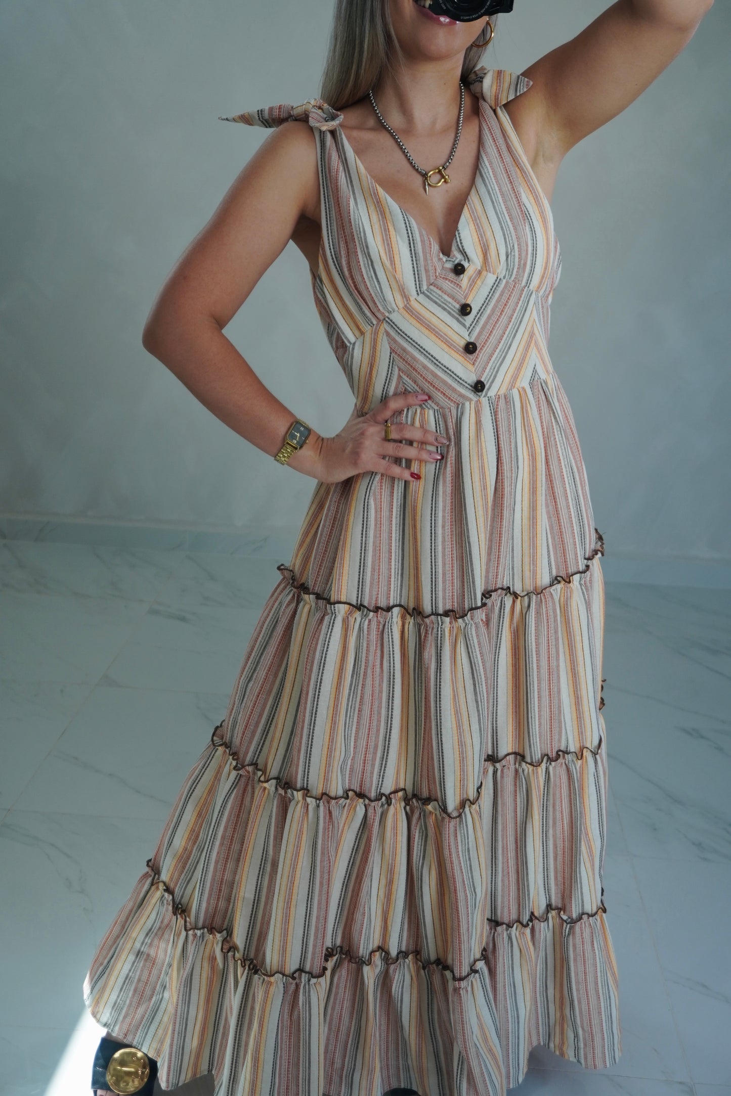 TIE STRAPS MAXI DRESS