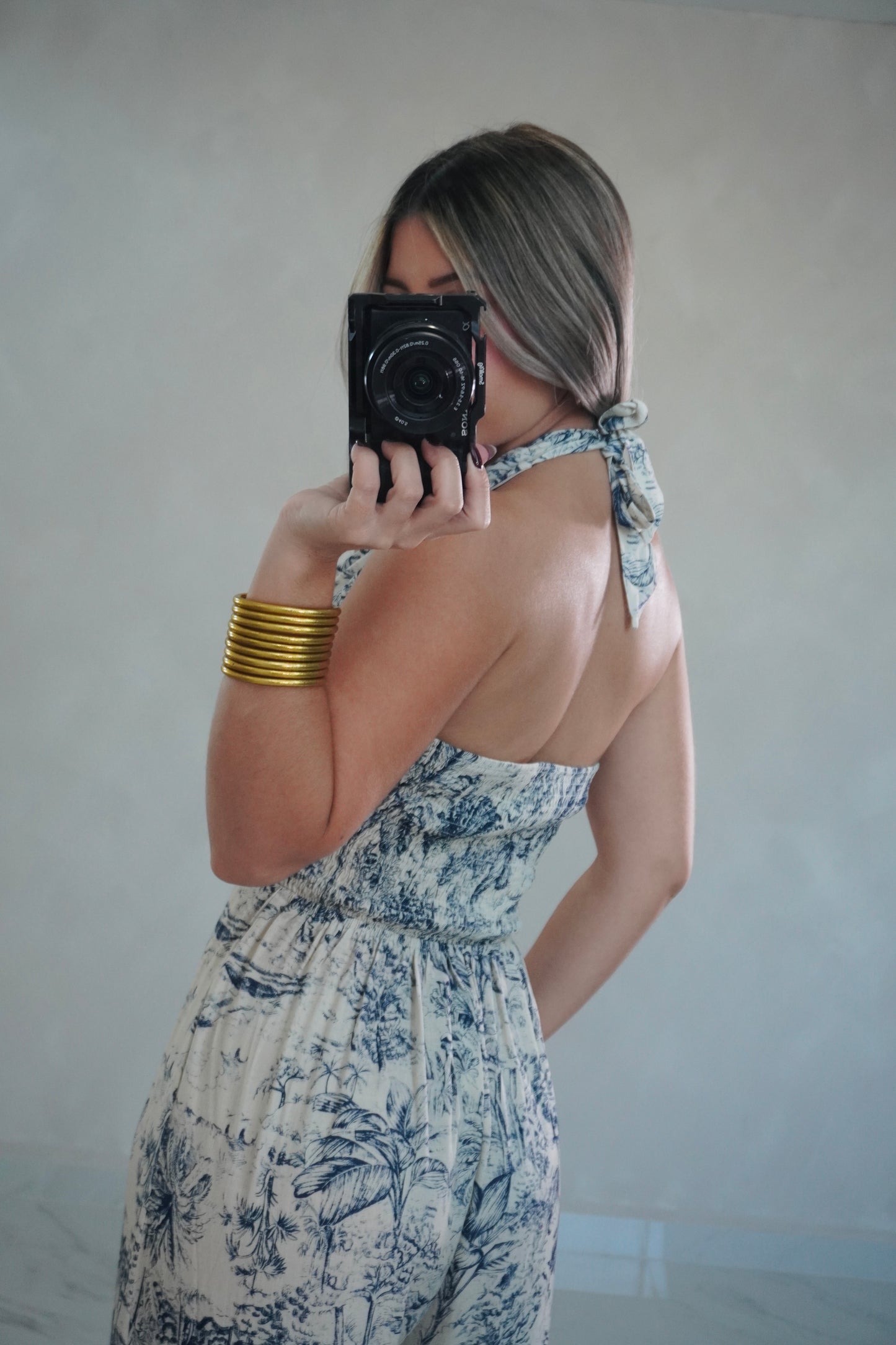 HALTER NAVY BEIGE JUMPSUIT