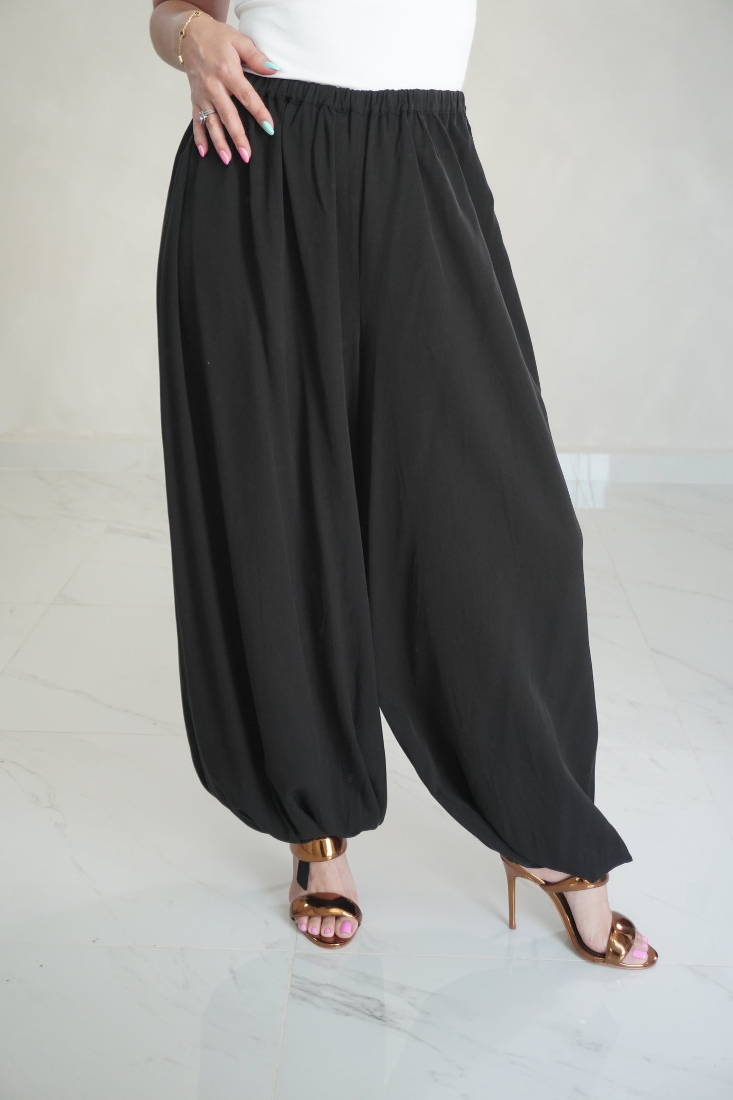 BLACK BALLOON PANT
