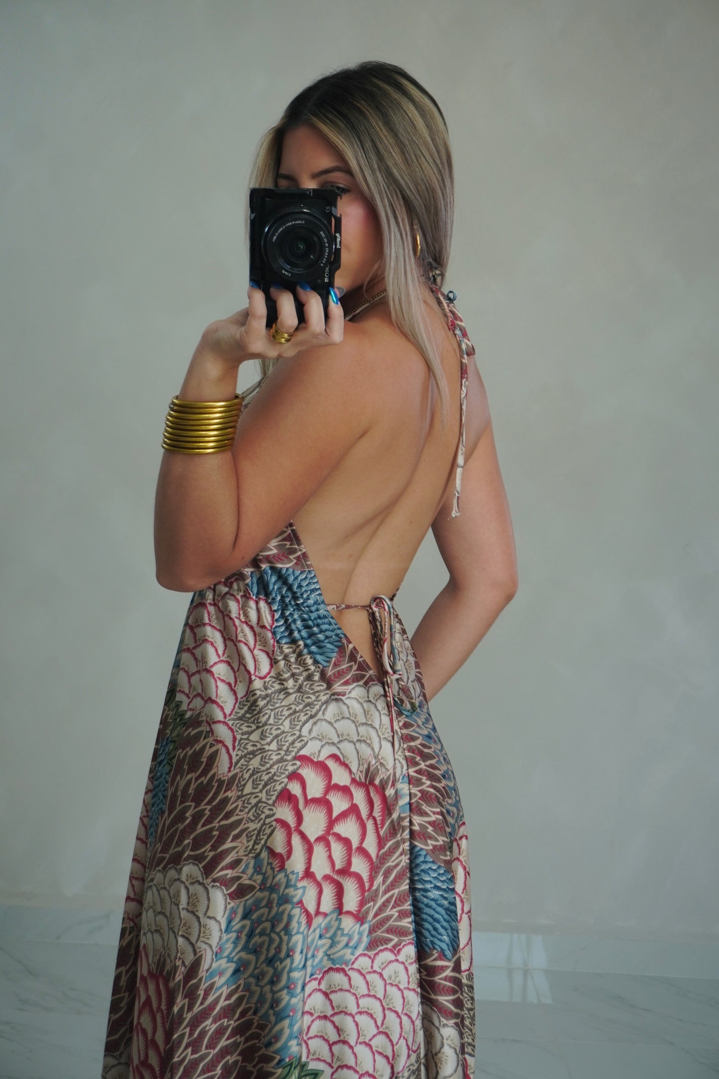 HALTER BACKLESS MIDI DRESS
