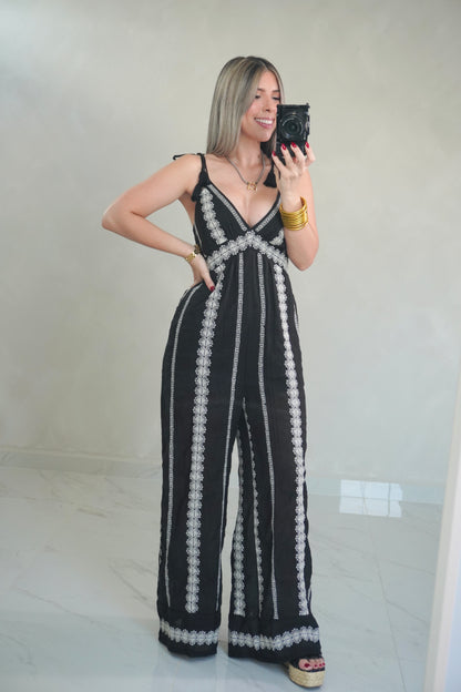 EMBROIDERY JUMPSUIT