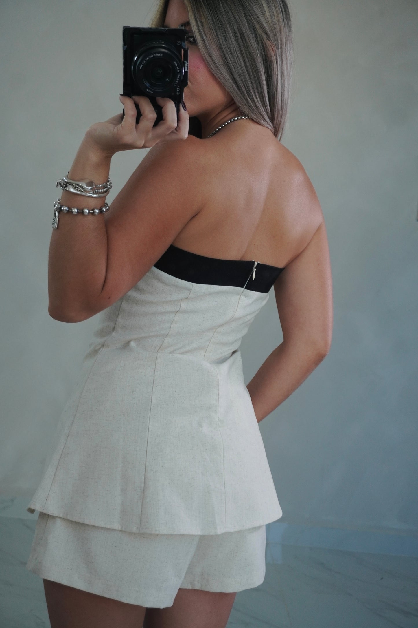STRAPLESS TOP & SHORT SET