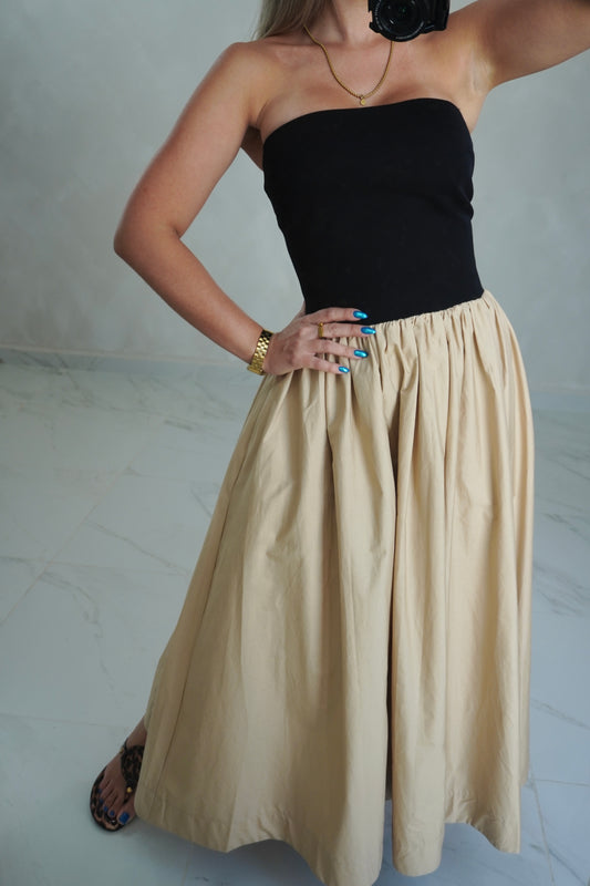STRAPLESS KNIT MIDI DRESS