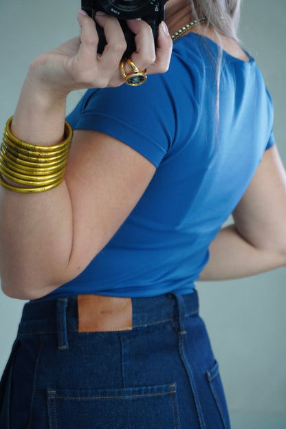 ROUND NECK BASIC TOP - BLUE