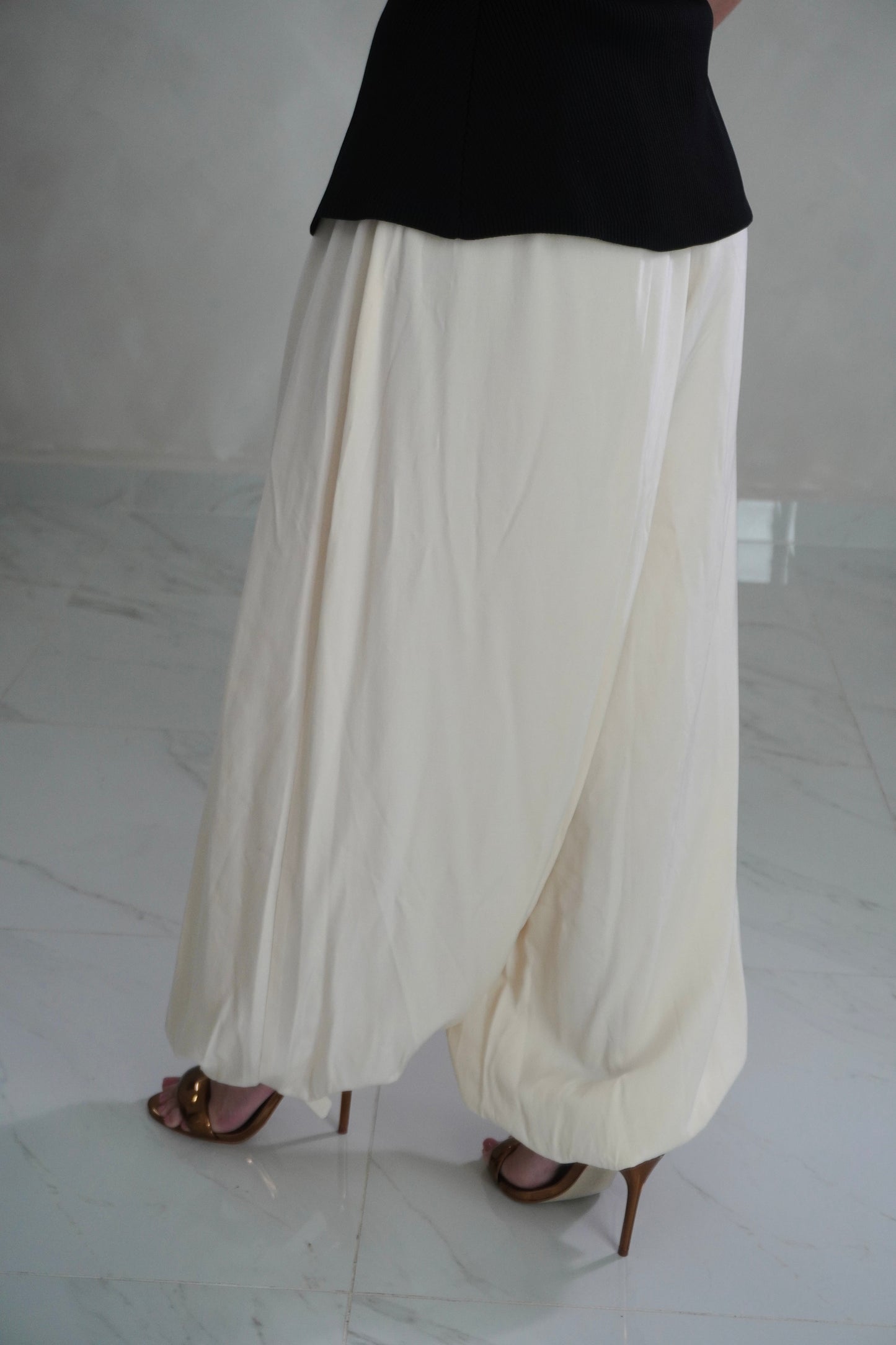 CREAM BALLOON PANT