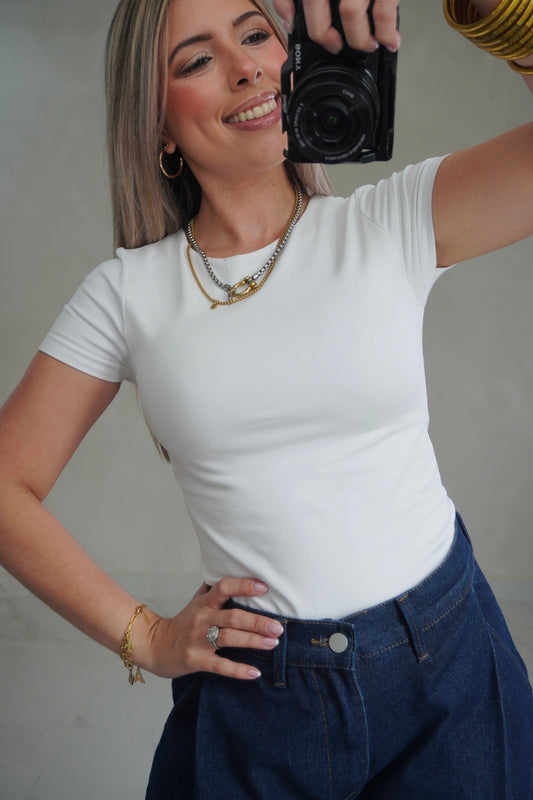 ROUND NECK BASIC TOP - WHITE