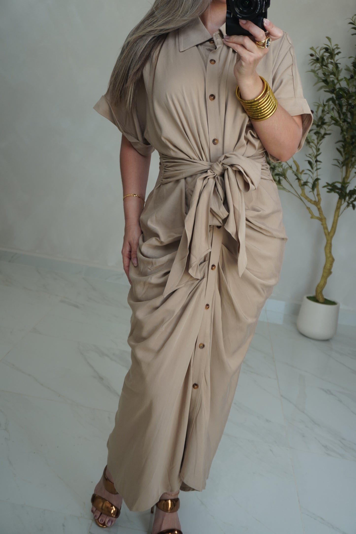 MIDI FRONT TIE DRESS