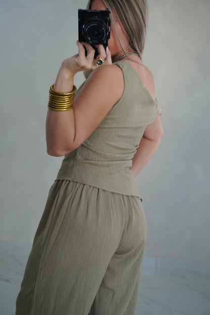 ASYMMETRIC TOP & PANTS SET