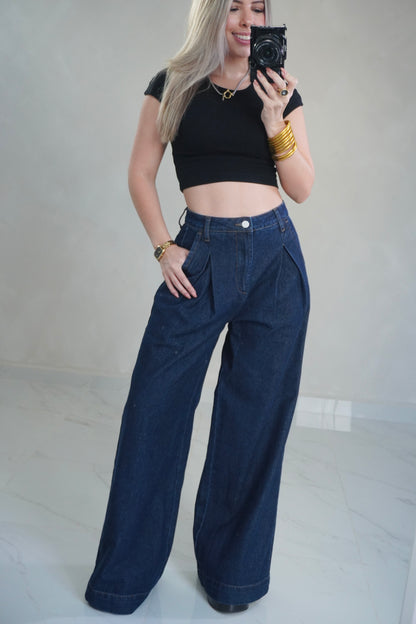 MID-RISE PLEATED WIDE LEG DENIM PANTS
