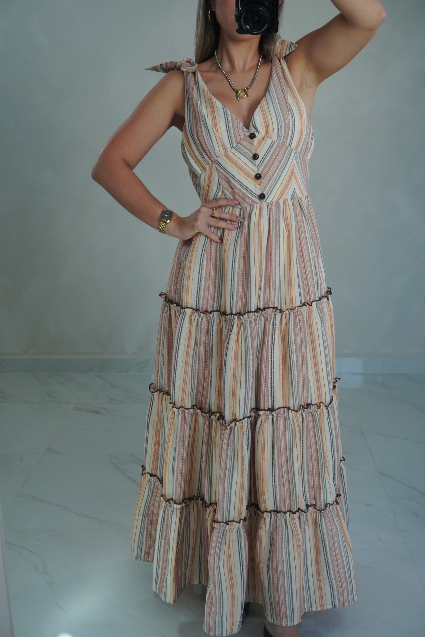 TIE STRAPS MAXI DRESS