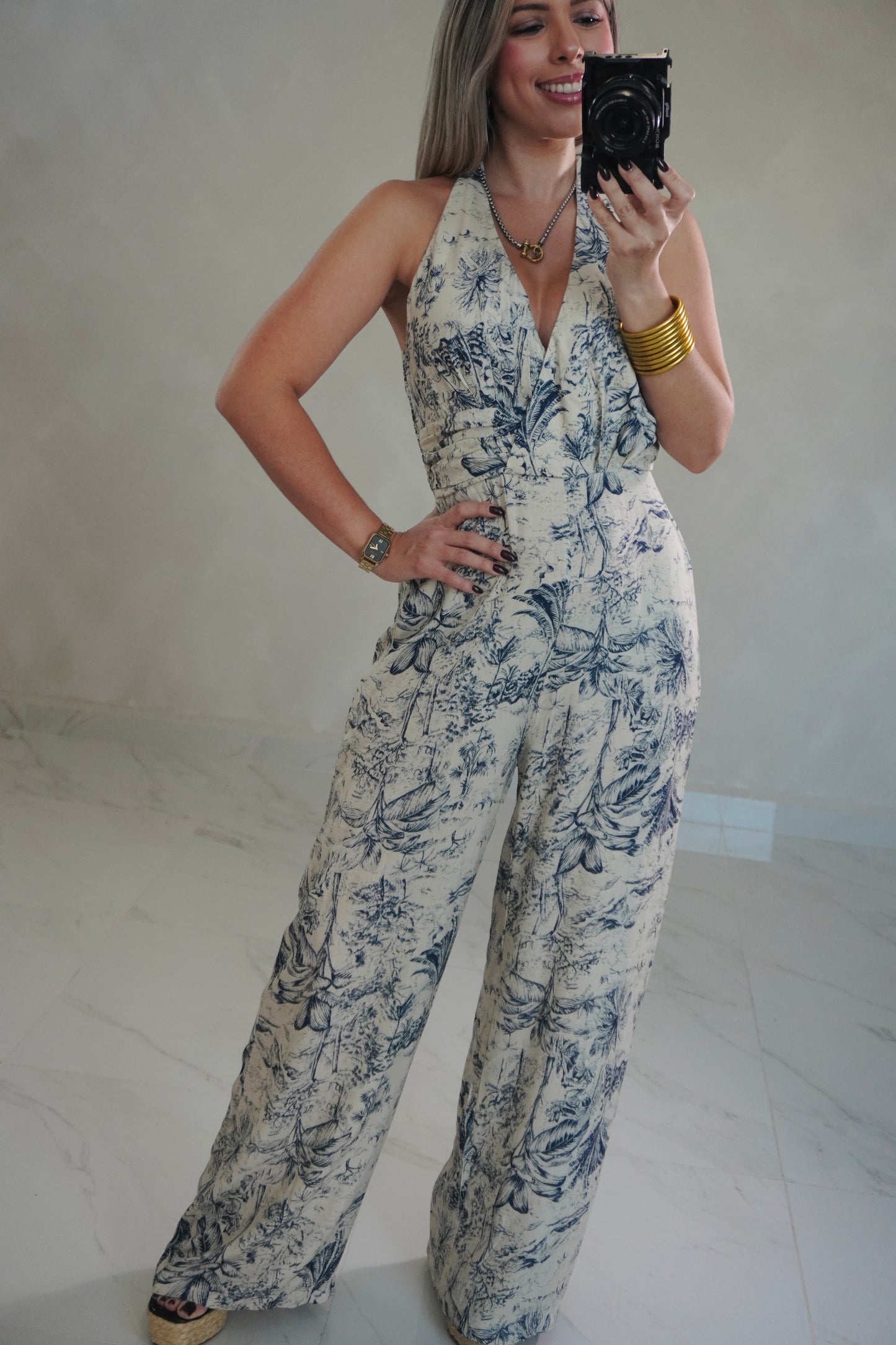 HALTER NAVY BEIGE JUMPSUIT