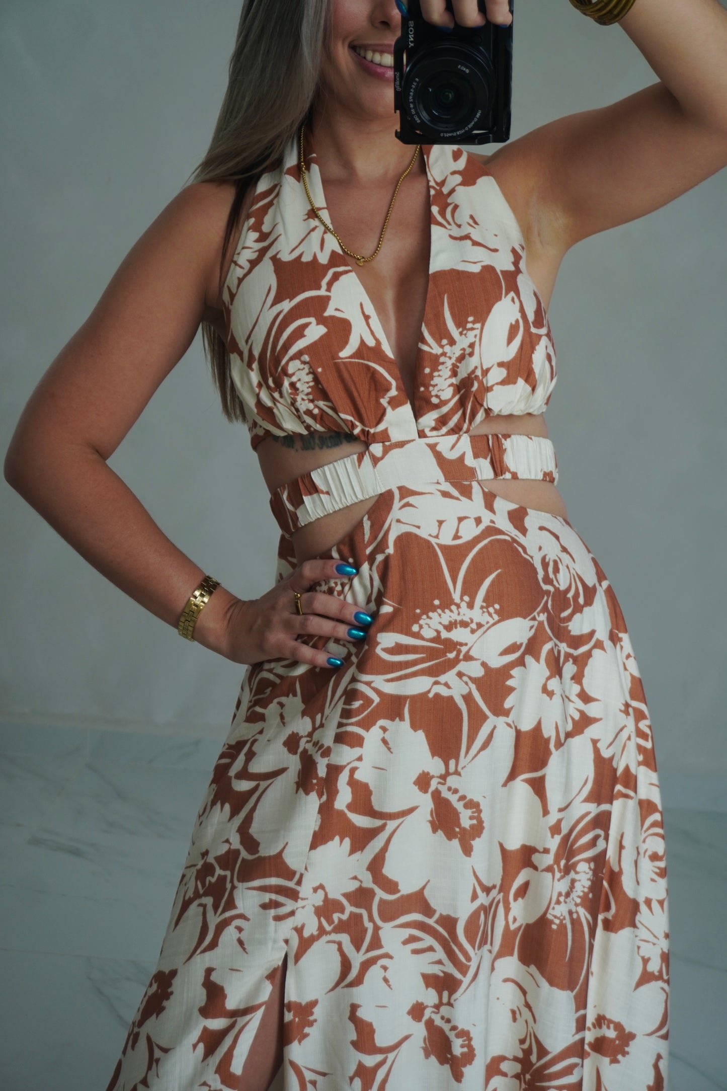 NECK LINE CUT OUT MIDI DRESS