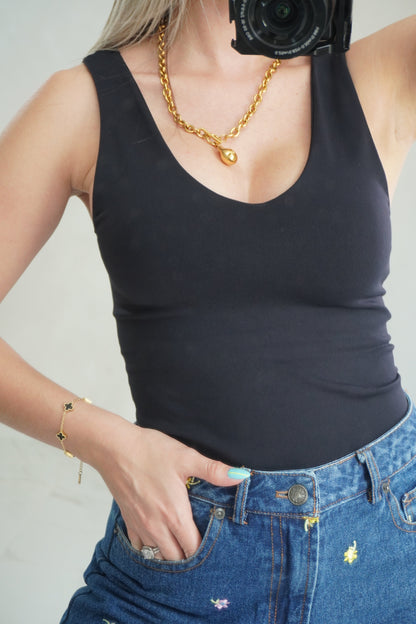V NECK REVERSIBLE TANK - BLACK