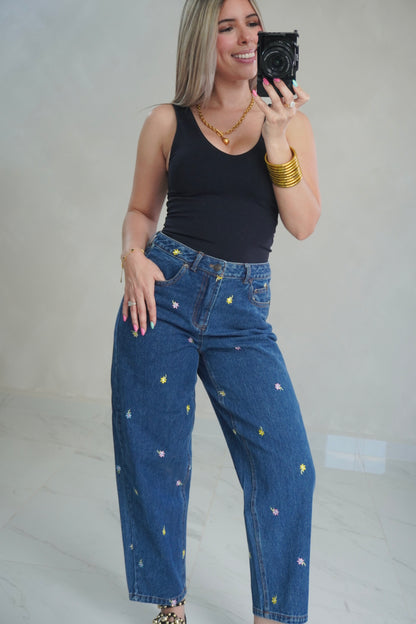 FLORAL DETAIL BARREL JEAN