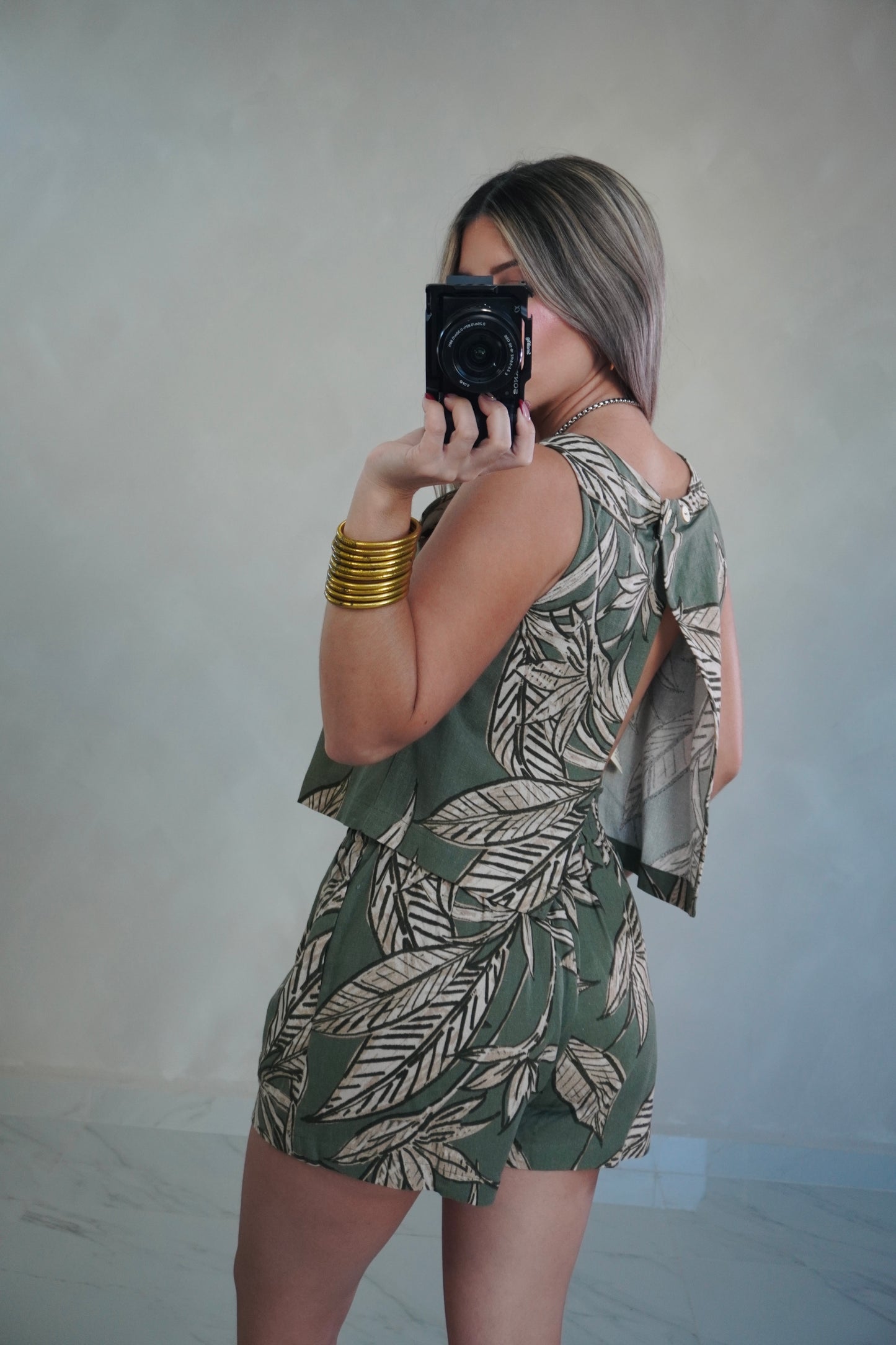 OLIVE TOP & SHORT SET