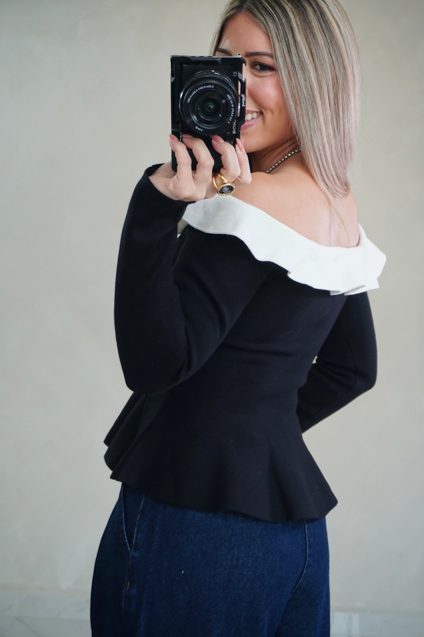 OFF SHOULDER KNIT TOP