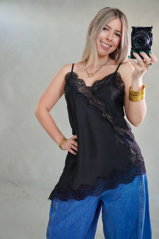 ASYMMETRIC LACE TOP