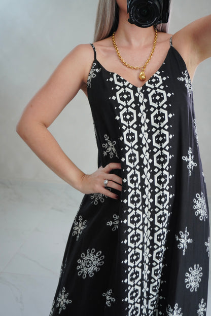 BOARDER MAXI DRESS