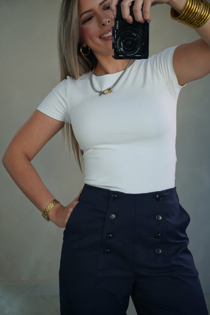 ROUND NECK BASIC TOP - WHITE