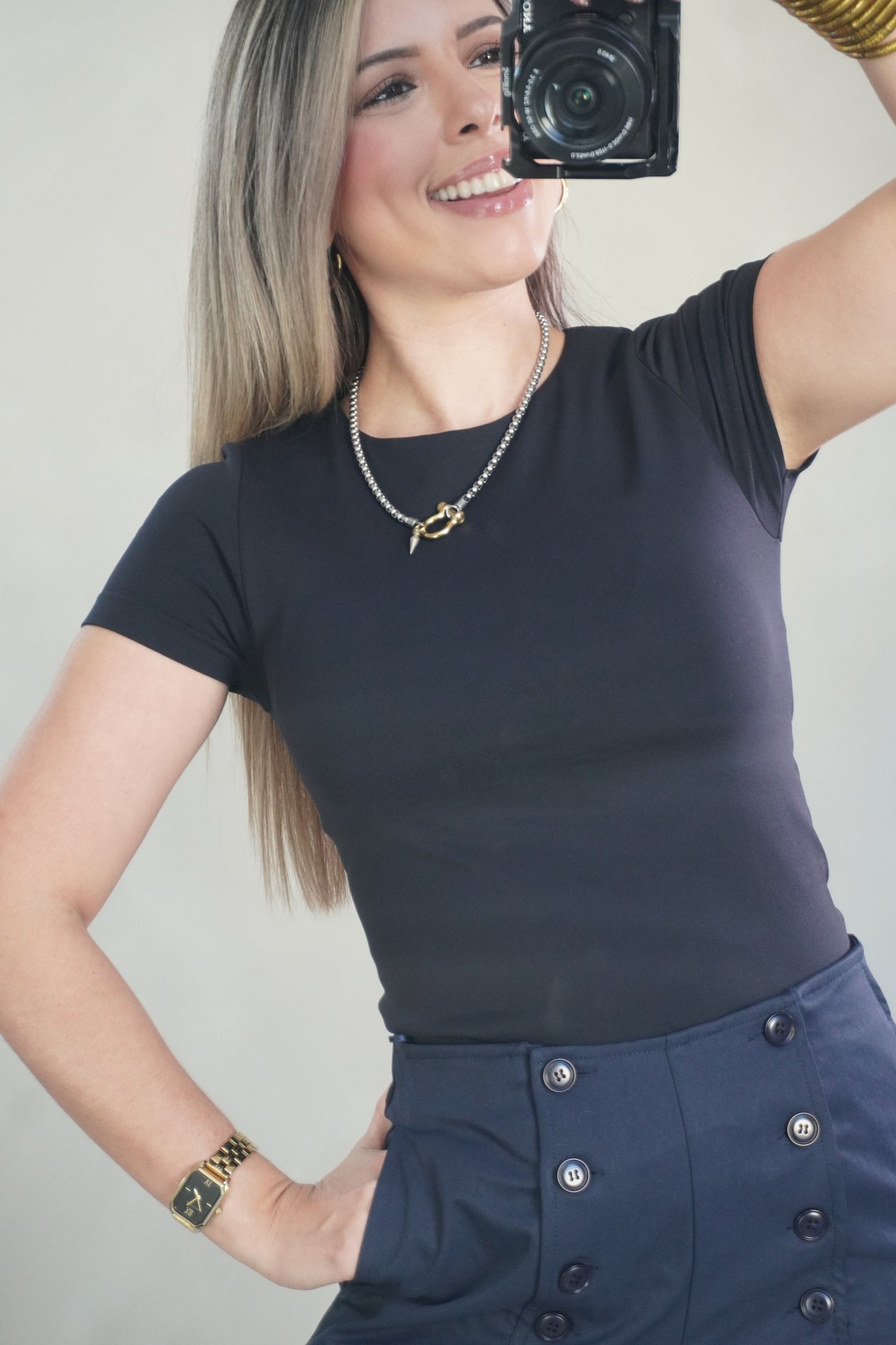 ROUND NECK BASIC TOP - BLACK
