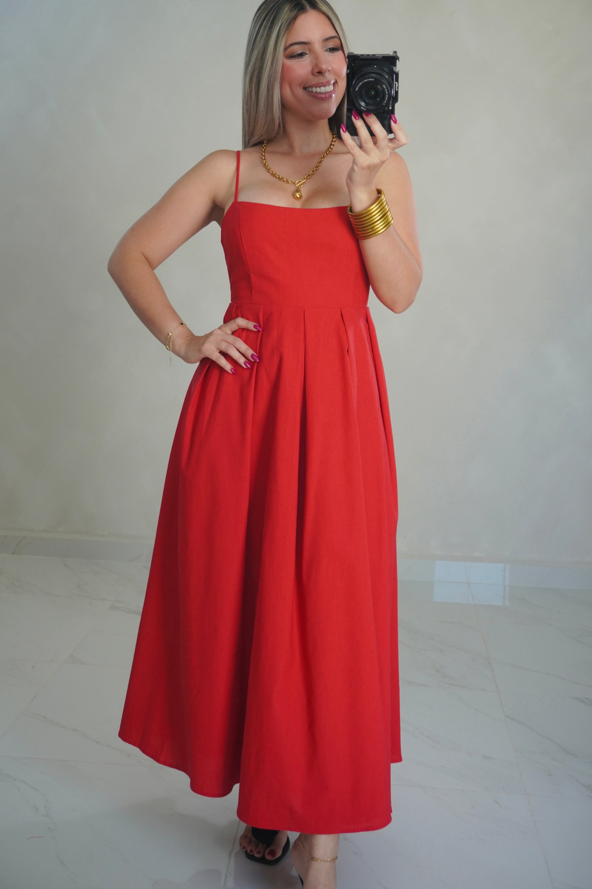 RED LINEN MIDI DRESS – vanguardiaboutiquepr