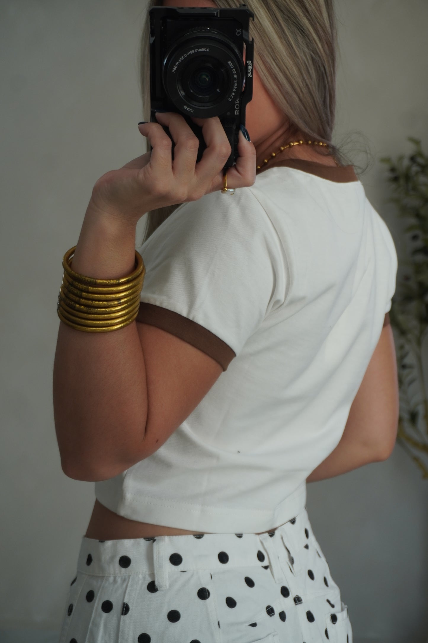 THE COFFEE TEE